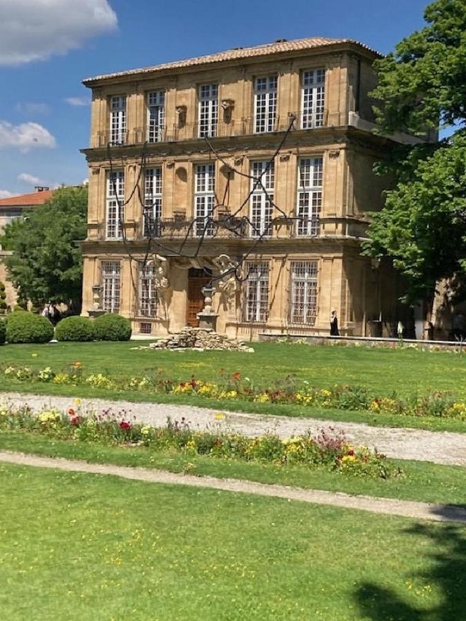 Blue Fountain Luxueux Aix Centre Historique -wifi-smart Tv- Apartment Aix-en-Provence